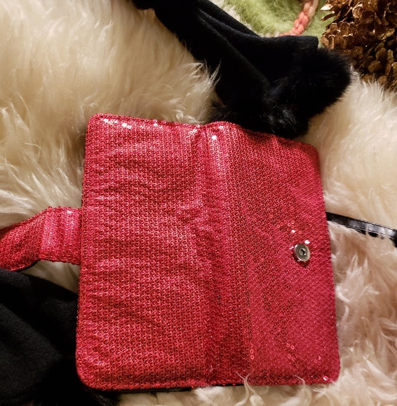 🦄 FREE ADD ON 🧚♀️GLITTER WALLET with purchase over $15 - Picture 2 of 4